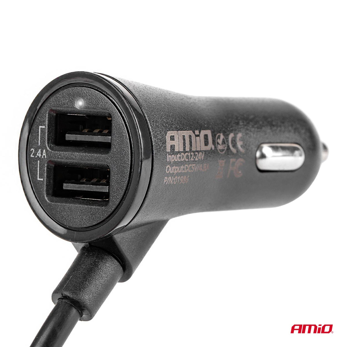 Etu-takapenkkisovitin 4 USB-jatkojohdolla