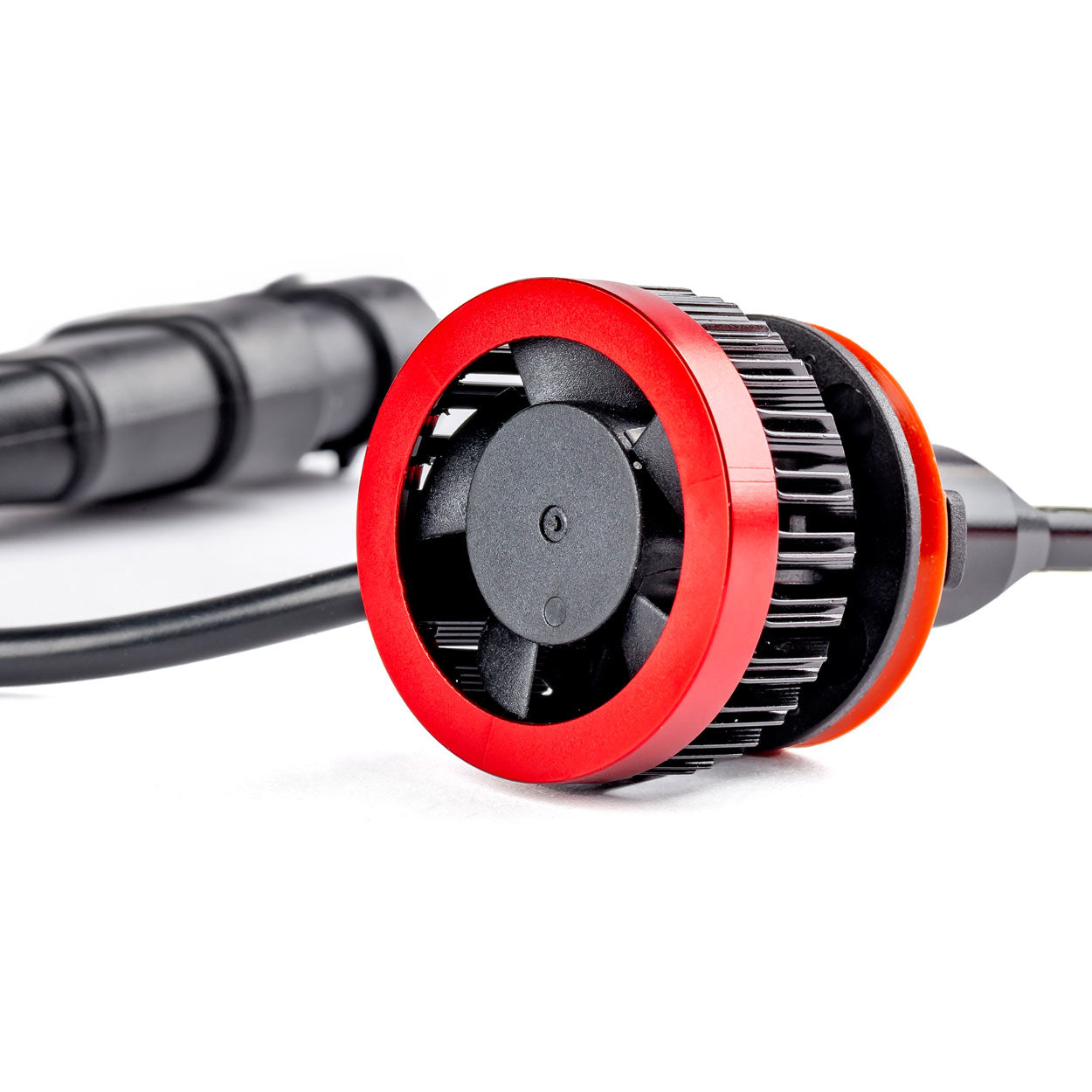 LED -ajovalot H8/H9/H11/H16 BF -sarja Amio