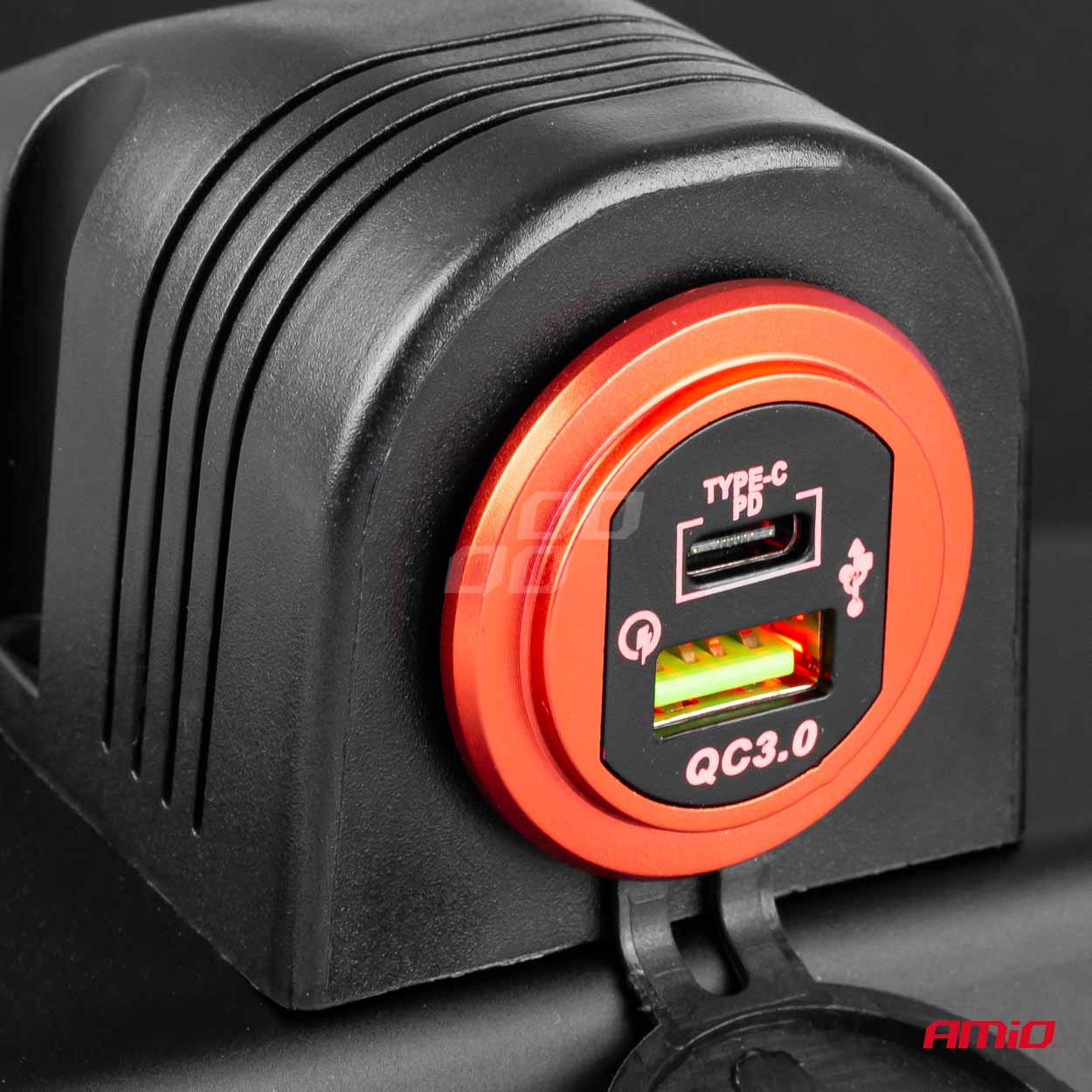 Vesitiivis puhelinlaturi 2xUSB 12/24V MOD-03