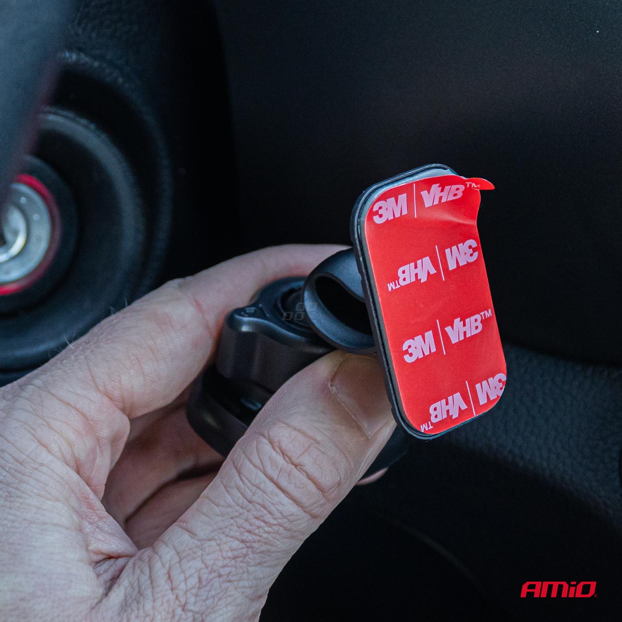 Magneettinen autopuhelinpidike jäähdyttimen ilmajensiin AMIO-03786