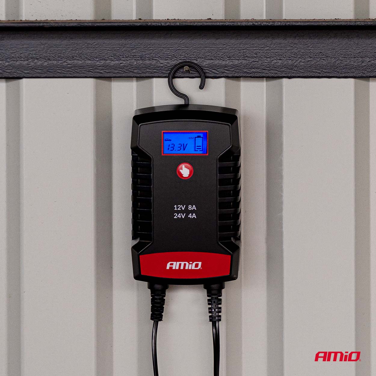 Digitaalinen akkulaturi AGM GEL STD LiFePo4 MAX 8A 12/24V PRO HOOK AMIO-04533